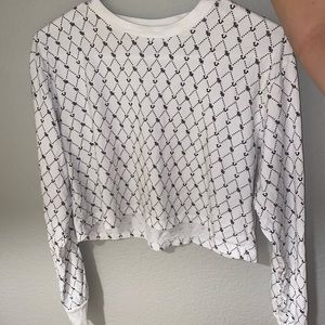 Long sleeve cropped true religion shirt. Lightly worn